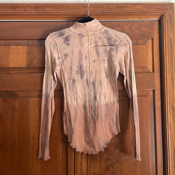 NWOT Free People Tie Dye Long Sleeve Top - Picture 2 of 2